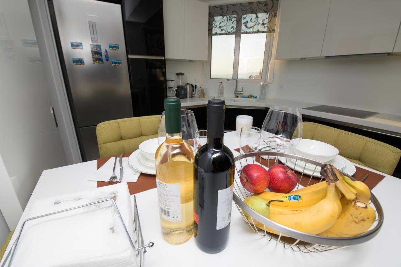 Helen Luxury Loft Design Meisonette-Apartment เอเธนส์ ภายนอก รูปภาพ