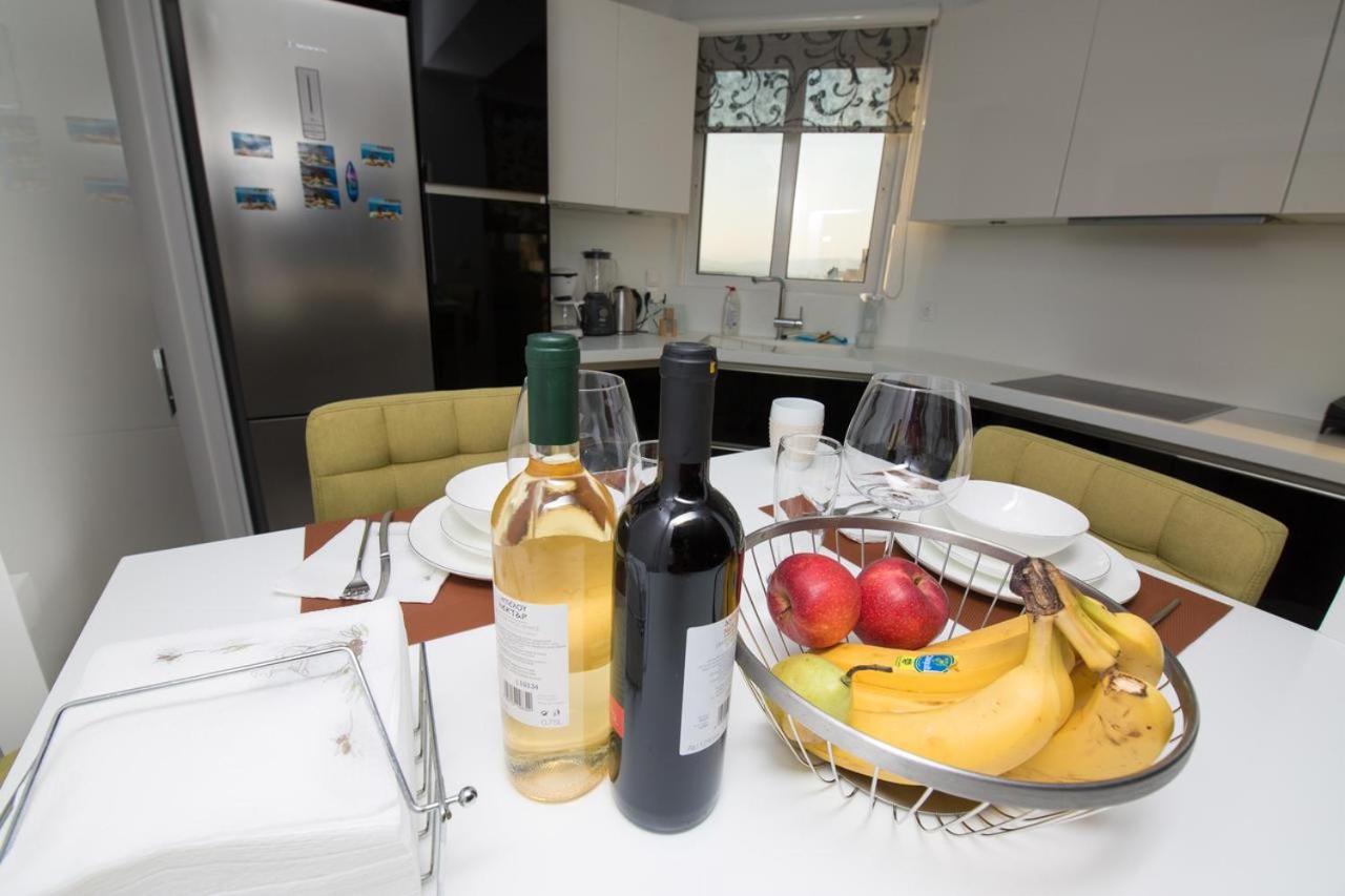 Helen Luxury Loft Design Meisonette-Apartment เอเธนส์ ภายนอก รูปภาพ