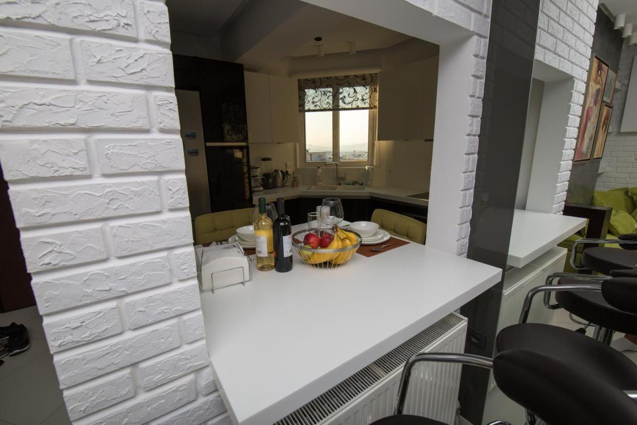 Helen Luxury Loft Design Meisonette-Apartment เอเธนส์ ภายนอก รูปภาพ
