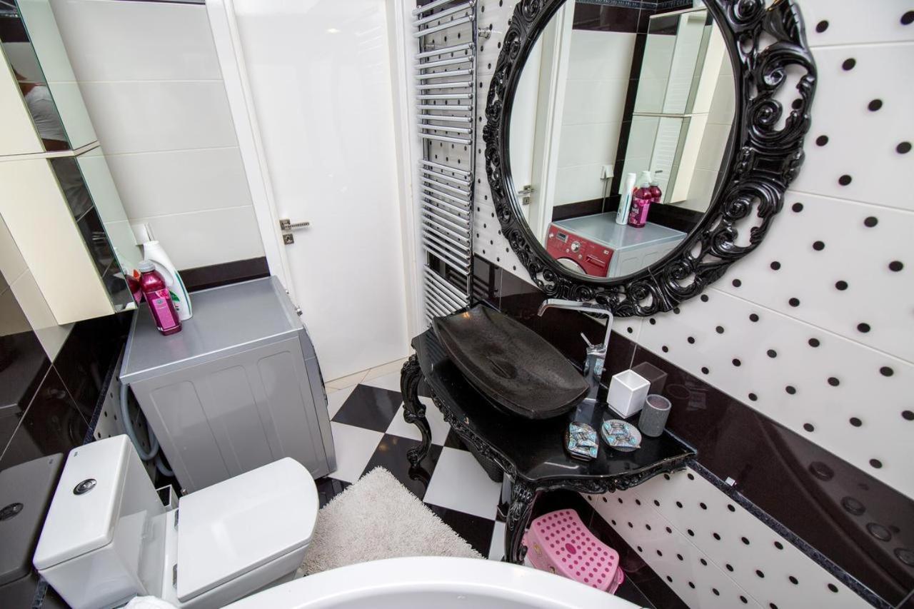 Helen Luxury Loft Design Meisonette-Apartment เอเธนส์ ภายนอก รูปภาพ