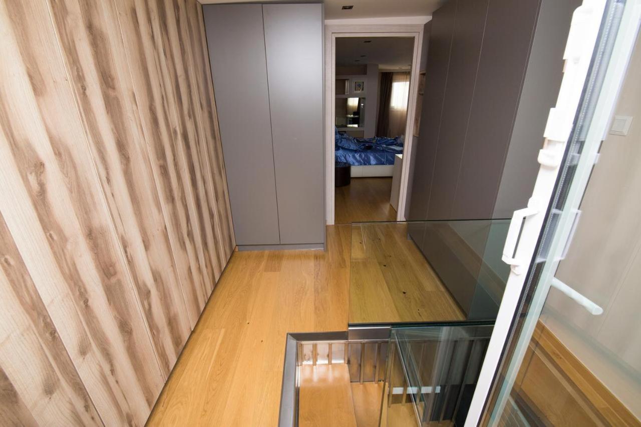 Helen Luxury Loft Design Meisonette-Apartment เอเธนส์ ภายนอก รูปภาพ