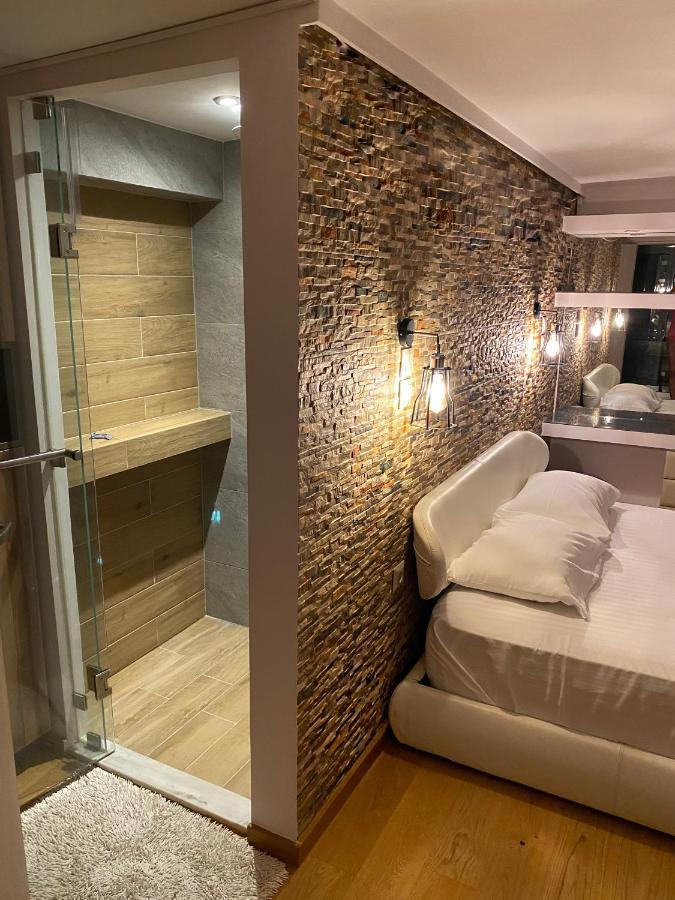 Helen Luxury Loft Design Meisonette-Apartment เอเธนส์ ภายนอก รูปภาพ