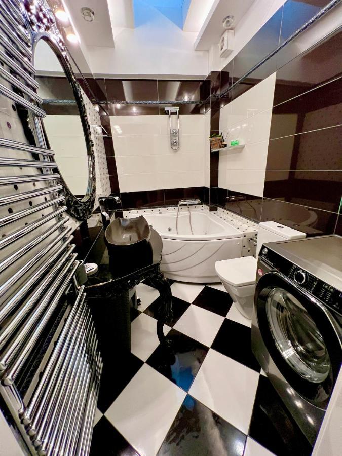 Helen Luxury Loft Design Meisonette-Apartment เอเธนส์ ภายนอก รูปภาพ